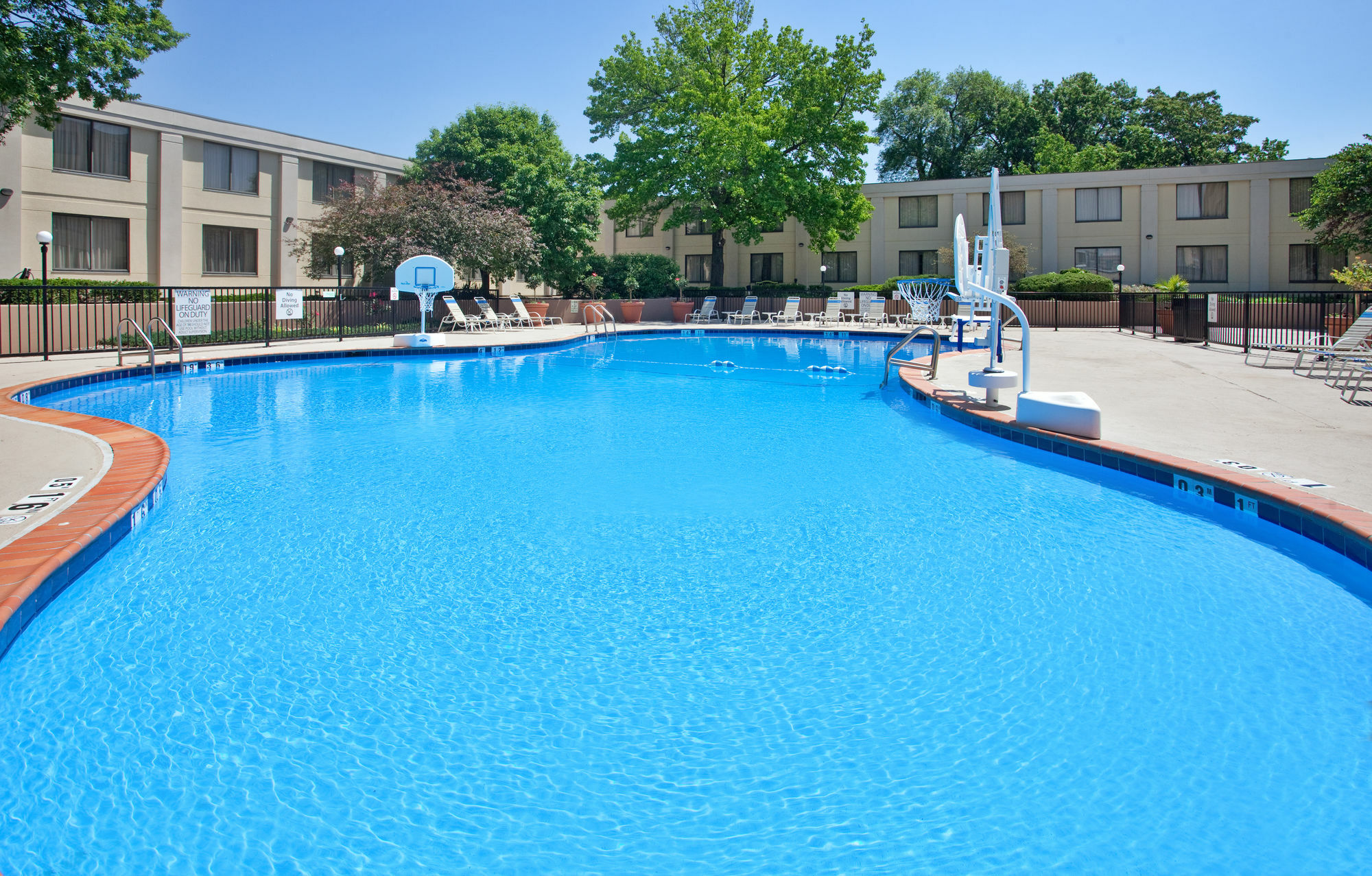 Holiday Inn Country Club Plaza 堪萨斯城 外观 照片